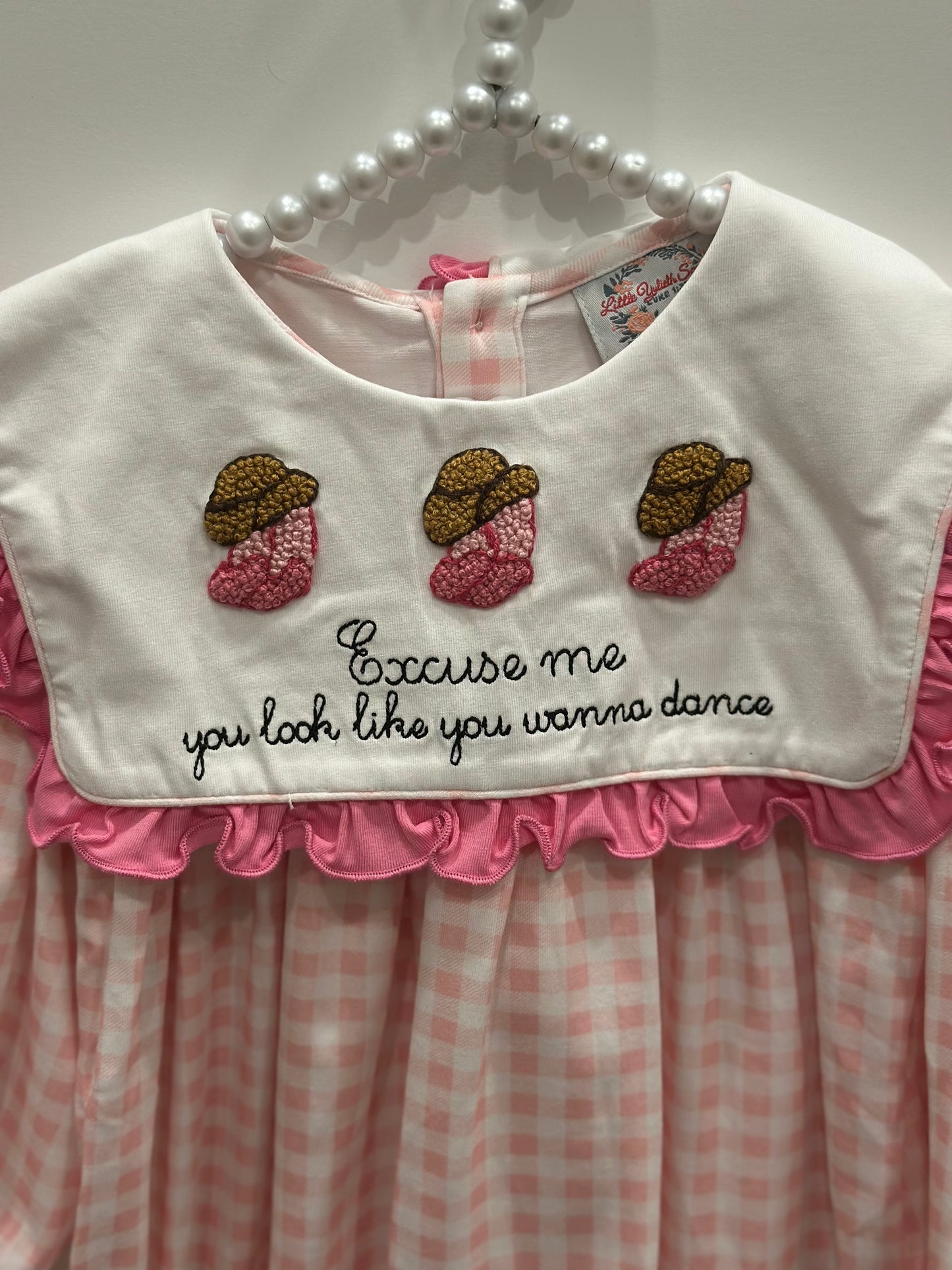 GIRL FRENCH KNOT BUBBLE(EXCUSE ME YOU LOOK LIKE YOU WANNA DANCE)
